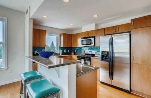 Central Boulder Apartamento | 2BDR Condo w/ Amazing private patio & amenities!