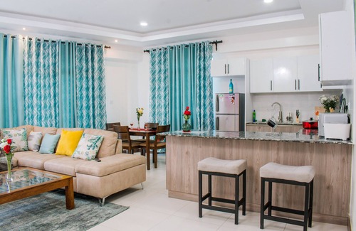 Kilimani Apartamento | 2Bdr with Gym & Pool centrally located -2mins to Yaya Mall Kilimani