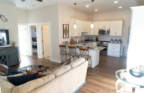 Castle Rock Casa | 2Bdrm Cozy and Comfortable Castle Rock Gem