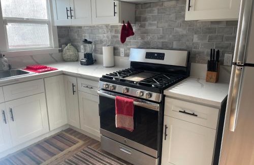 Harbor Apartamento | 2bed 1bath close to downtown LB, LA and OC.