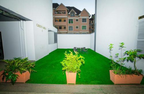 Central Province Apartamento | 2Bed Apt in Lavington w Pool&Gym