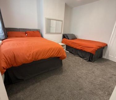Kingswinford Apartamento | 2Bed Contractor & Family Stay Kingswinford DY6