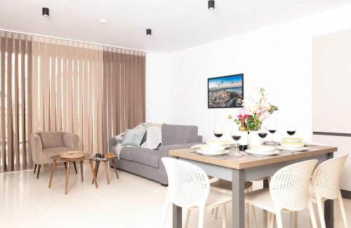 Mellieħa Heights Apartamento | 2bed Flat W Shared Heated Pool In Mlh By Homely!
