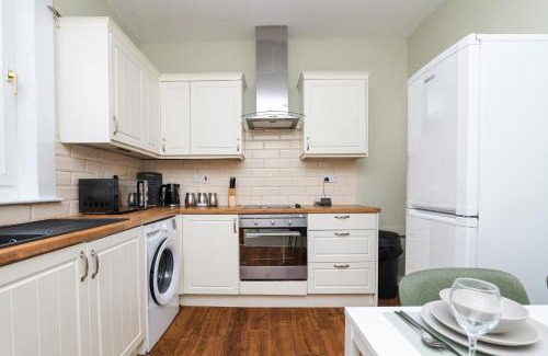 Grangemouth Apartamento | 2Bed Upper Cottage Flat-On Street Parking
