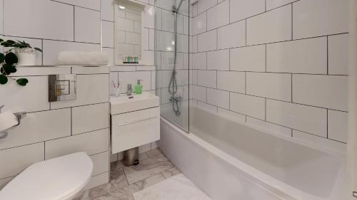 West Ham Apartamento | 2BedRm-4guests-Parking-NearStation