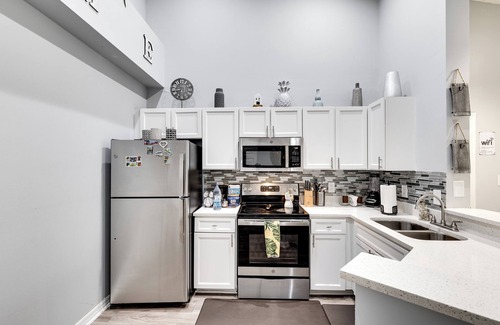 Hallandale Beach Apartamento | 2Bedroom 2Bath Water View Apartment