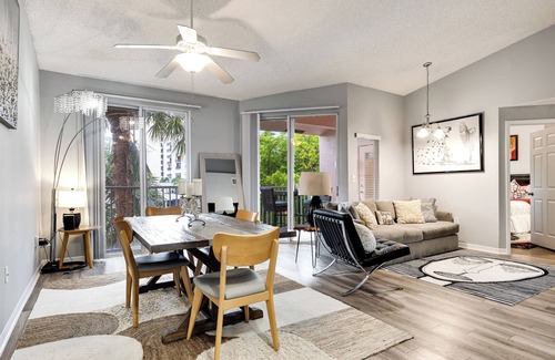 Hallandale Beach Apartamento | 2Bedroom 2Bath Water View Apartment