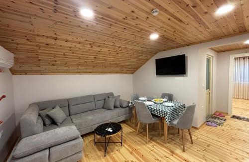 Kamez Apartamento | 2Bedroom Apartment,free parking 06