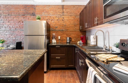 Central Hamilton Apartamento | 2Bedroom Apt Near Downtown - King Bed & Netflix!
