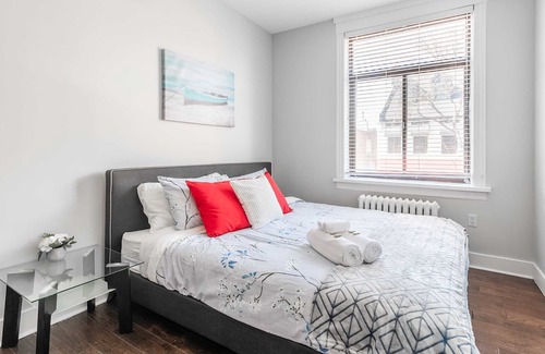 Central Hamilton Apartamento | 2Bedroom Apt Near Downtown - King Bed & Netflix!