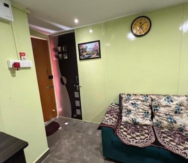 Narasapura Apartamento | 2BHK-Cozy Private Homestay- Near Bangalore International Exhibition Centre-BIEC