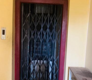 Begumpet Apartamento | 2bhk house at 1st floor fully furnished, with ACs