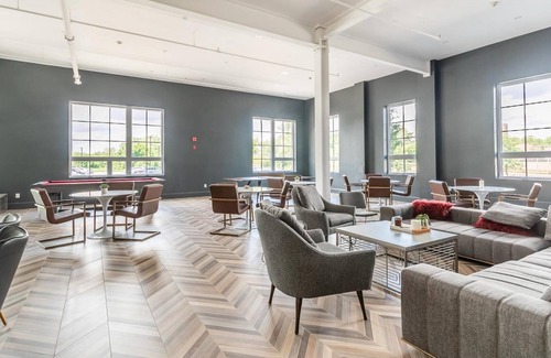 Kirkendall North Apartamento | 2BR 2 Storey Loft Free Parking Gym 2