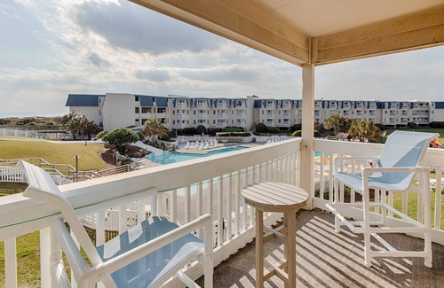 Morehead City Condominio | Gran lugar para estadías prolongadas!
