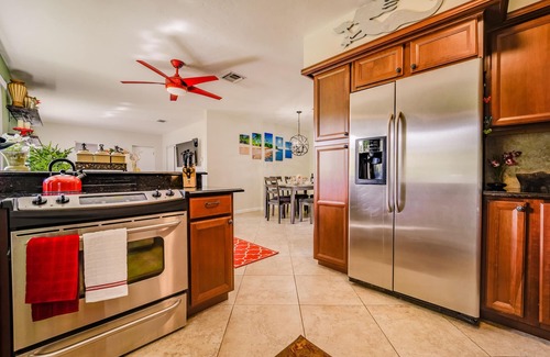Coral Ridge Apartamento | 2BR/2BA Owner's Unit, Very Large, Private Backyard