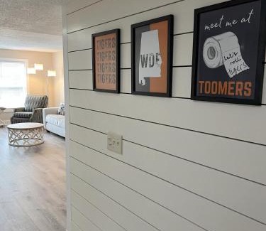 Auburn Apartamento | 2BR 2BA Renovated Condo under 1 mile to Toomers