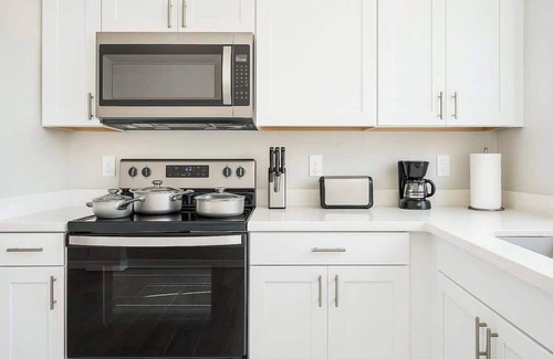 Glendale Apartamento | 2BR/2BA w/ 3 Beds Prime Location