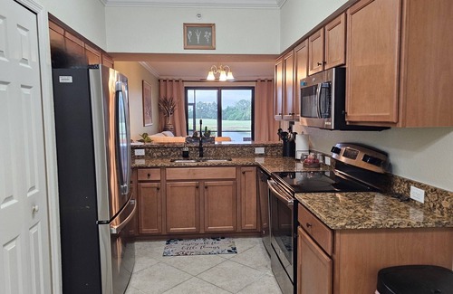 Bradenton Condominio | 2br/2bth spacious garden condo perfect for golfer w deeded golf course access