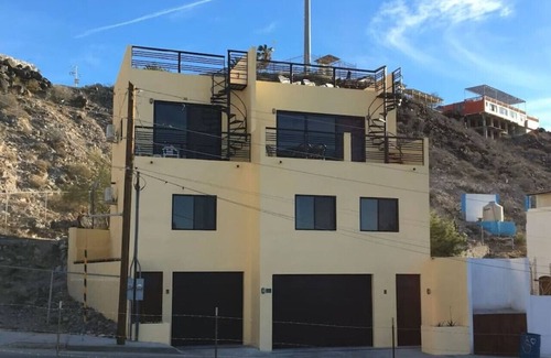 Puerto Peñasco Apartamento | 2BR/3BA Malecon Duplex for Families and Friends