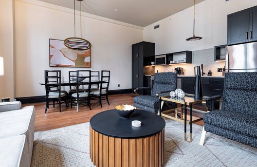Treme Hotel | 2BR Amazing Views Walk to French Quarter | The Mayfair