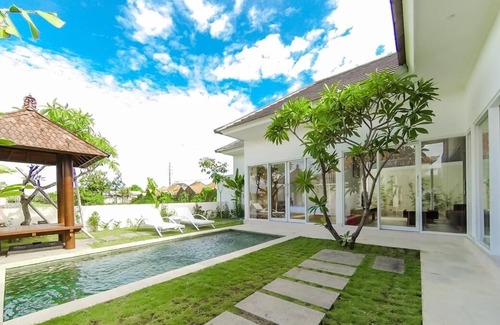 Renon Villa | 2BR Anna Villa 4 pocos minutos a la playa de Sanur