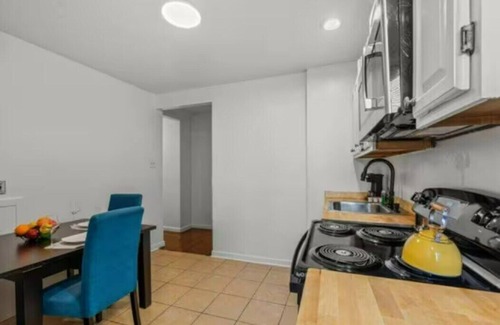 West Philadelphia Apartamento | Spacious and Cozy 2-BR Apartment Near Central Philly