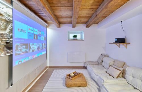 Colmar Apartamento | 2BR Apartment near Colmar Centre - Boho Style, Hidden Room, Free Parking
