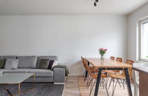 Lahti Apartamento | 2BR Apartment near Harbor and Center with Free Parking