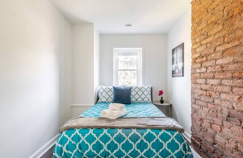 Beasley Apartamento | 2BR Apartment - Near Parks, Harbour, Shops!