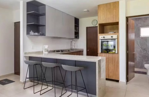 Valle Dorado Apartamento | 2BR Apartment with King Beds, Pool & Terrace