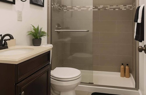 Wrigleyville Apartamento | 2BR Apt Beautifully Furnished - Grace 11-1