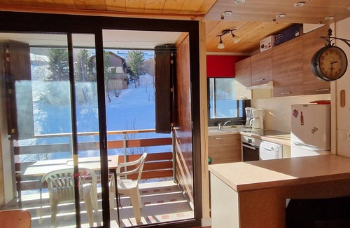 Le Sauze Apartamento | Apartamento T2 para 6 pers con terraza sur y cocina equipada, frente a las pistas