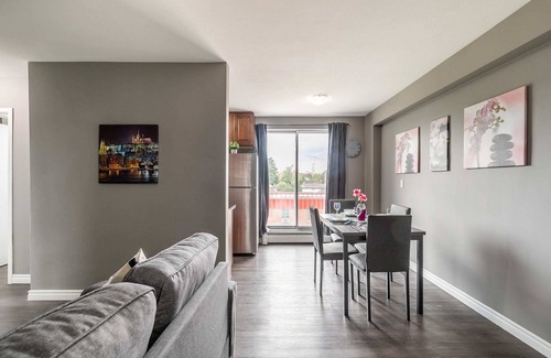 Rosedale Apartamento | 2BR Apt - Near Downtown Hamilton - Sleeps 6!