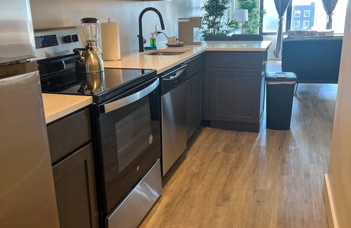 Elizabeth Apartamento | 2BR apt near EWR 9630