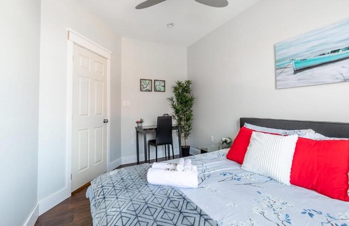 Central Hamilton Apartamento | 2BR Apt w King Bed & Netflix -Near Downtown
