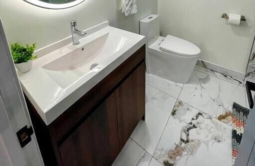 Vaughan Casa | 2BR Apt with Modern Comforts