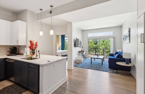 Deep Ellum Apartamento | 2Br Apt with Pool, Gym, and Free Parking