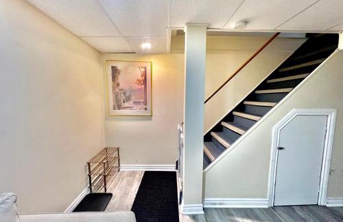 York Regional Municipality Apartamento | 2BR Basement Apt in Newmarket