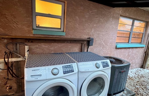 Convair Cove Casa | 2BR Beach Escape: Victoria Station