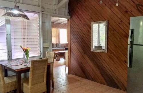 Antoneys Cay Casa | 2BR Casa de playa en 6 acres Propiedad privada cerrada 500 pies cuadrados Cubierta
