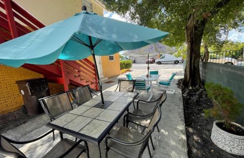 Southside Apartamento | 2BR Comfortable Downtown House Near Beach and More