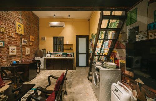Hanoi Backpacker Quarter Apartamento | 2BR Cultural house in the Heart of Old Quarter Washer&Dryer