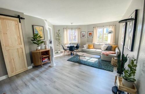 Downtown Seattle Apartamento | 2BR Downtown Convention Center Near Attractions