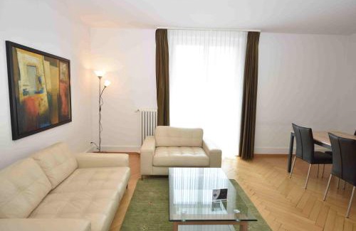 District 2 Apartamento | 2BR flat near lake and central - Stardust 22
