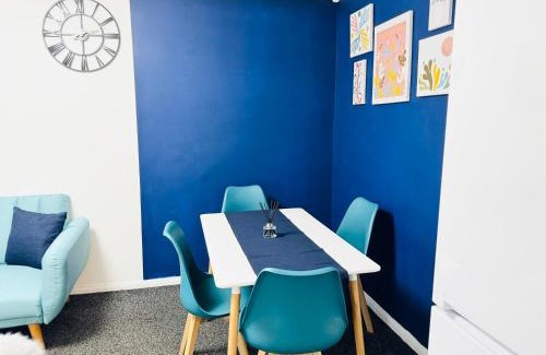 Aldborough Casa | 2BR*Free Parking*Off A12*Family*Contractors