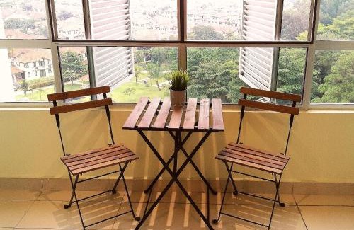 Tebrau Apartamento | 2BR FREE WiFi near Austin Water Themepark (1-5pax)