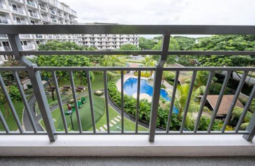 Ususan Apartamento | 2BR Fully Air-Conditioned Staycation PLUS Free Parking
