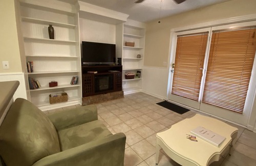 Seven Oaks Casa | 2BR Furnished Townhouse
