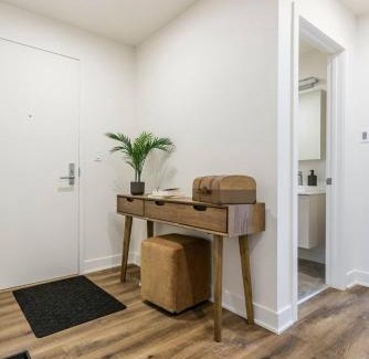 Downtown Montreal Apartamento | 2Br+Gym for VIP Corporate & Students Downtown MTL