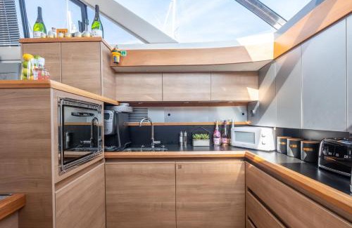 New Forest District Alquiler De Eote | 2BR Heated Yacht, Lymington Centre, Beautiful View